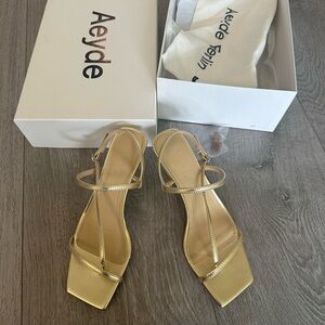 NIB Aeyde Women's Elise Slingback Kitten Heel Sandals Gold 7US MSRP $425